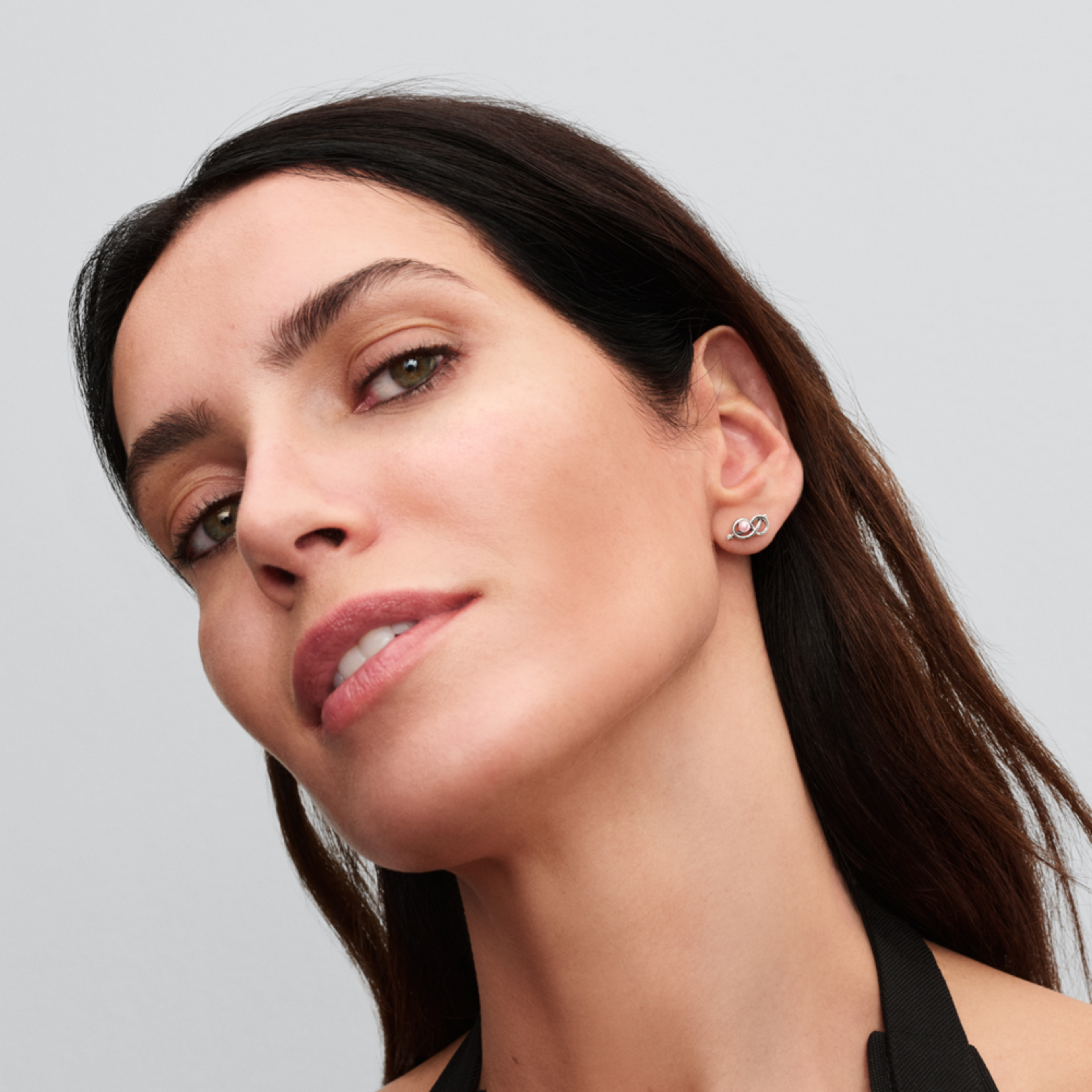 PANDORA Peckové náušnice Uzel nekonečna - galerie #1