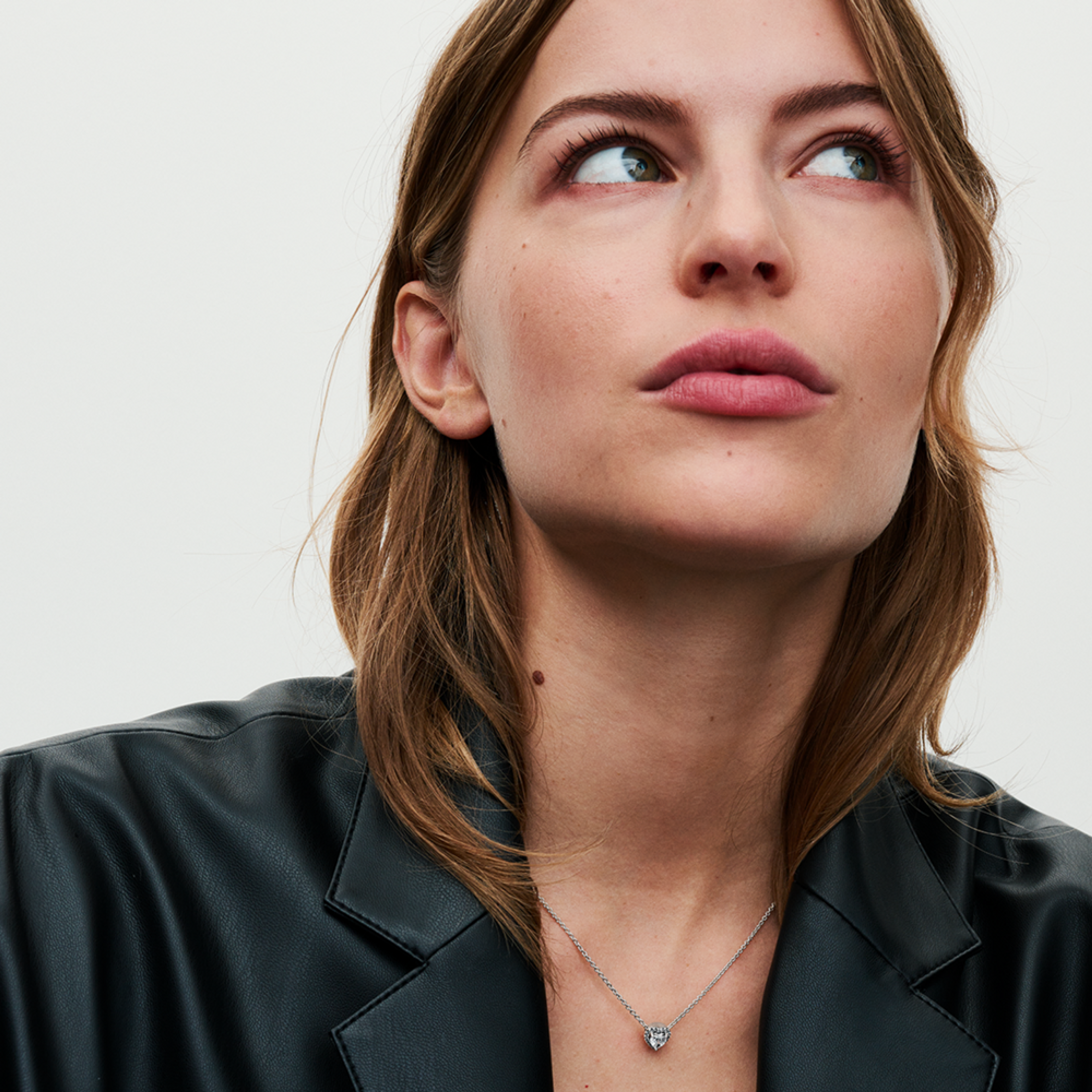 PANDORA náhrdelník Vyvýšené srdce - galerie #1