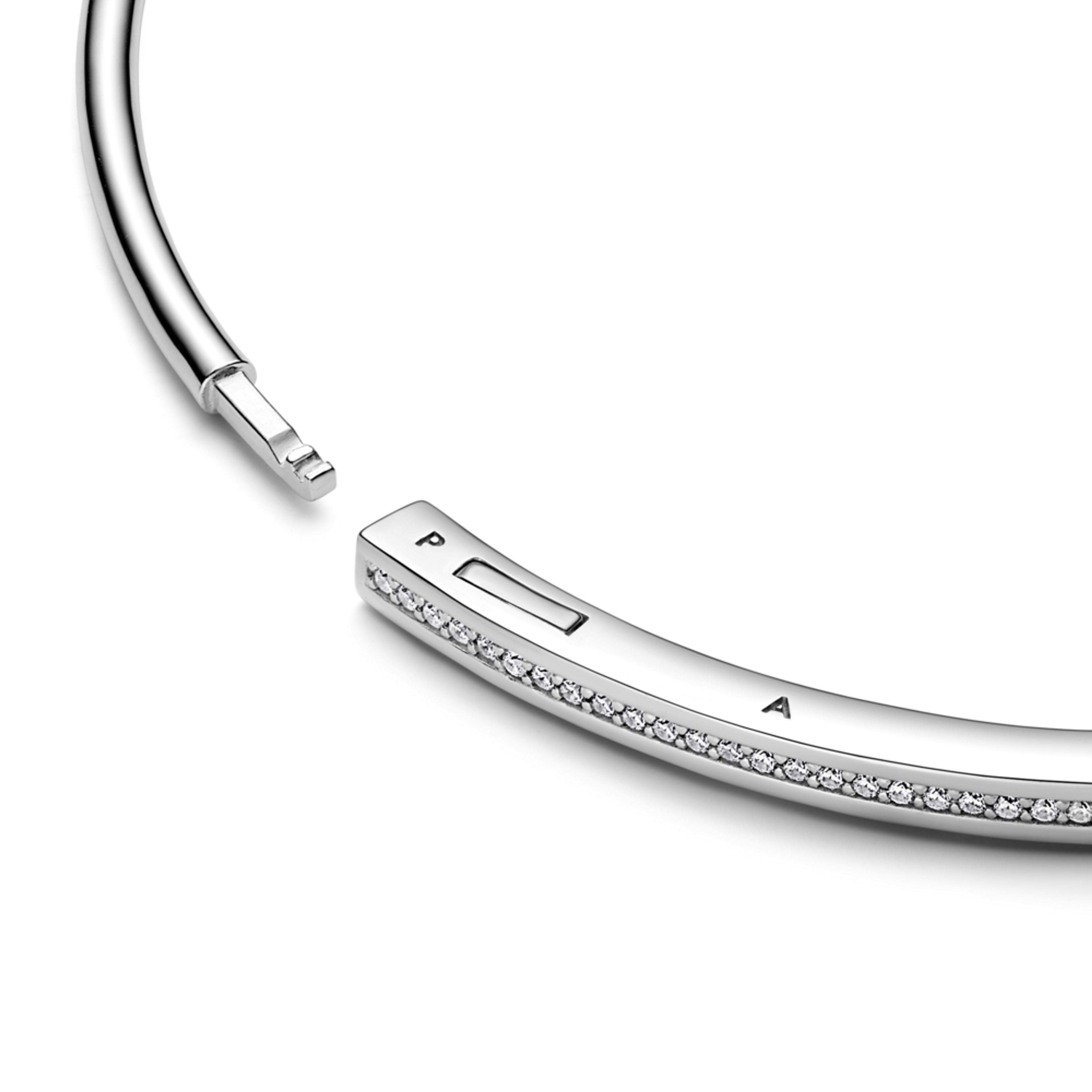 PANDORA pevný náramek Signature s I-D Pavé 1 - galerie #1
