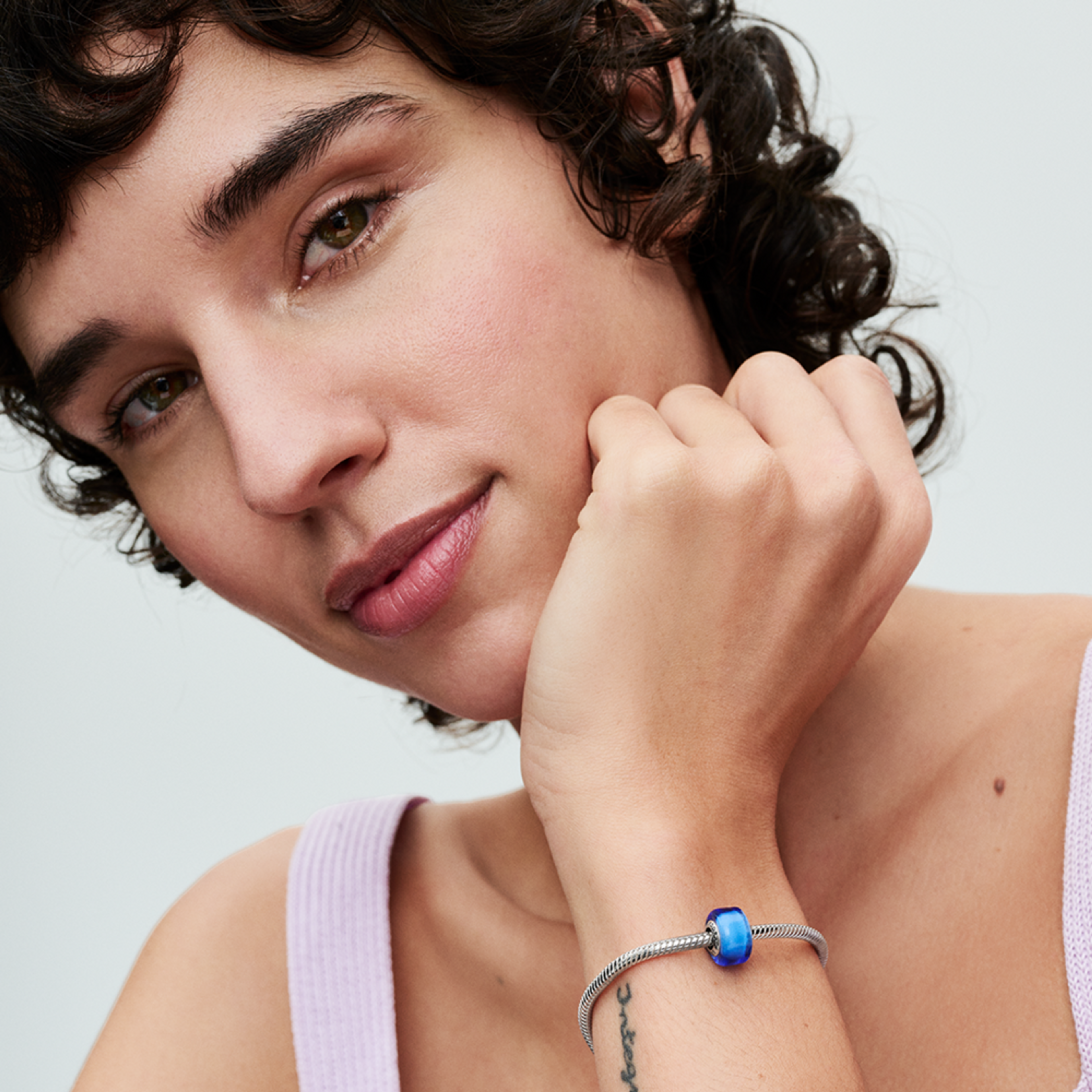PANDORA mini přívěsek Modré sklo Murano - galerie #1