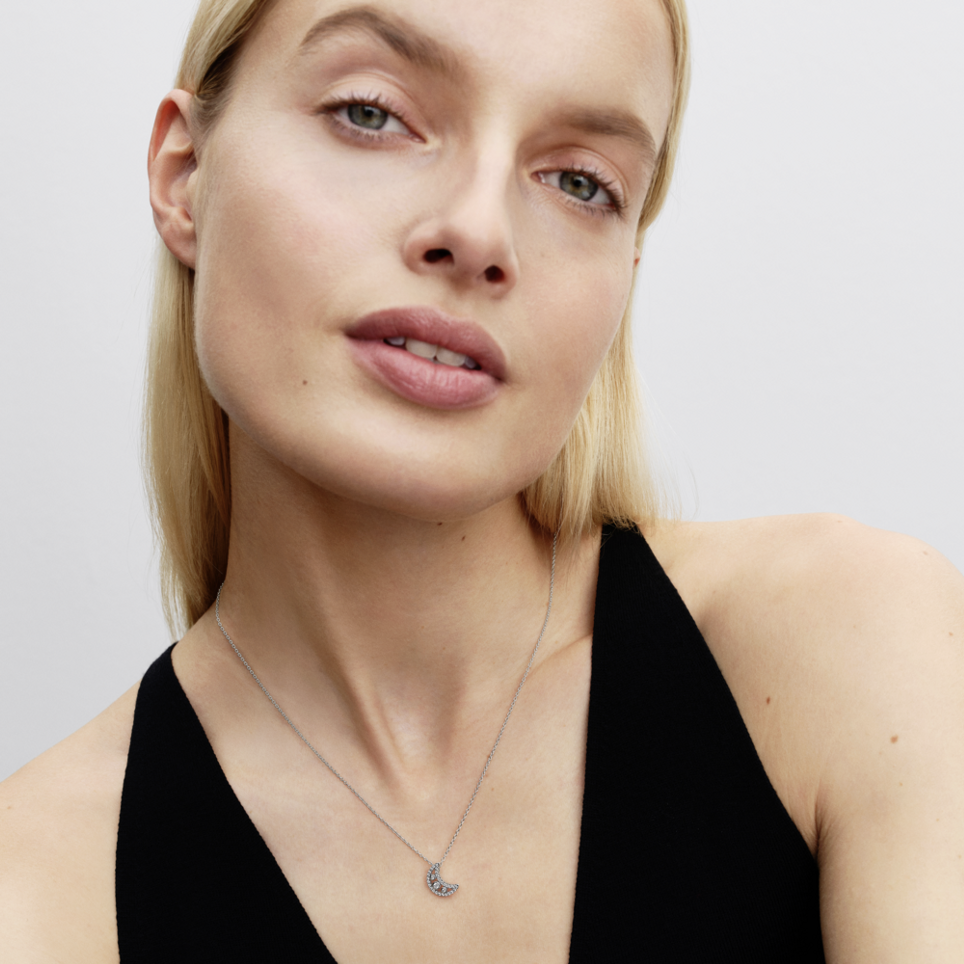 Moon sterling silver pendant necklace with clear cubic zirconia - galerie #1