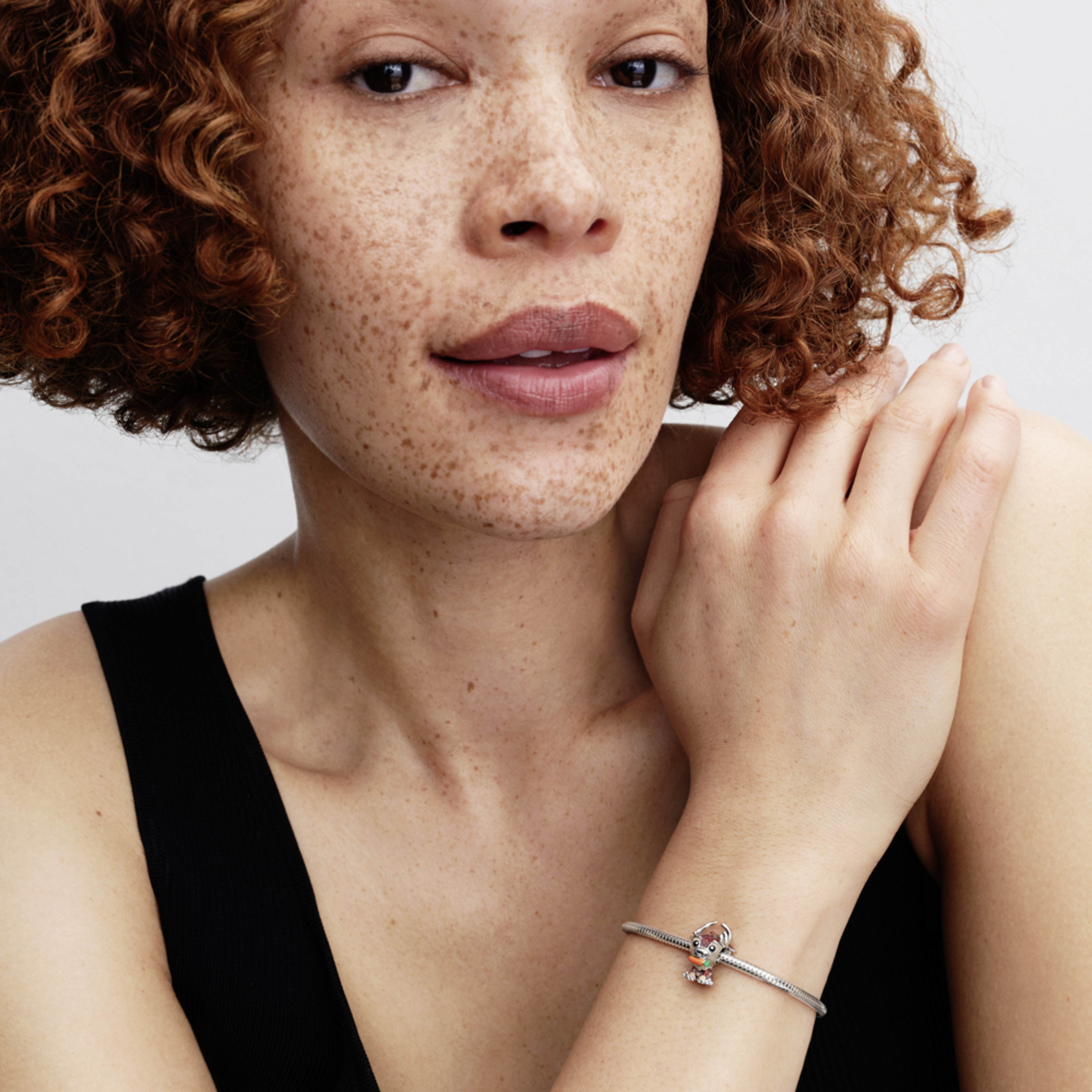 PANDORA Disney přívěsek Sven - galerie #1