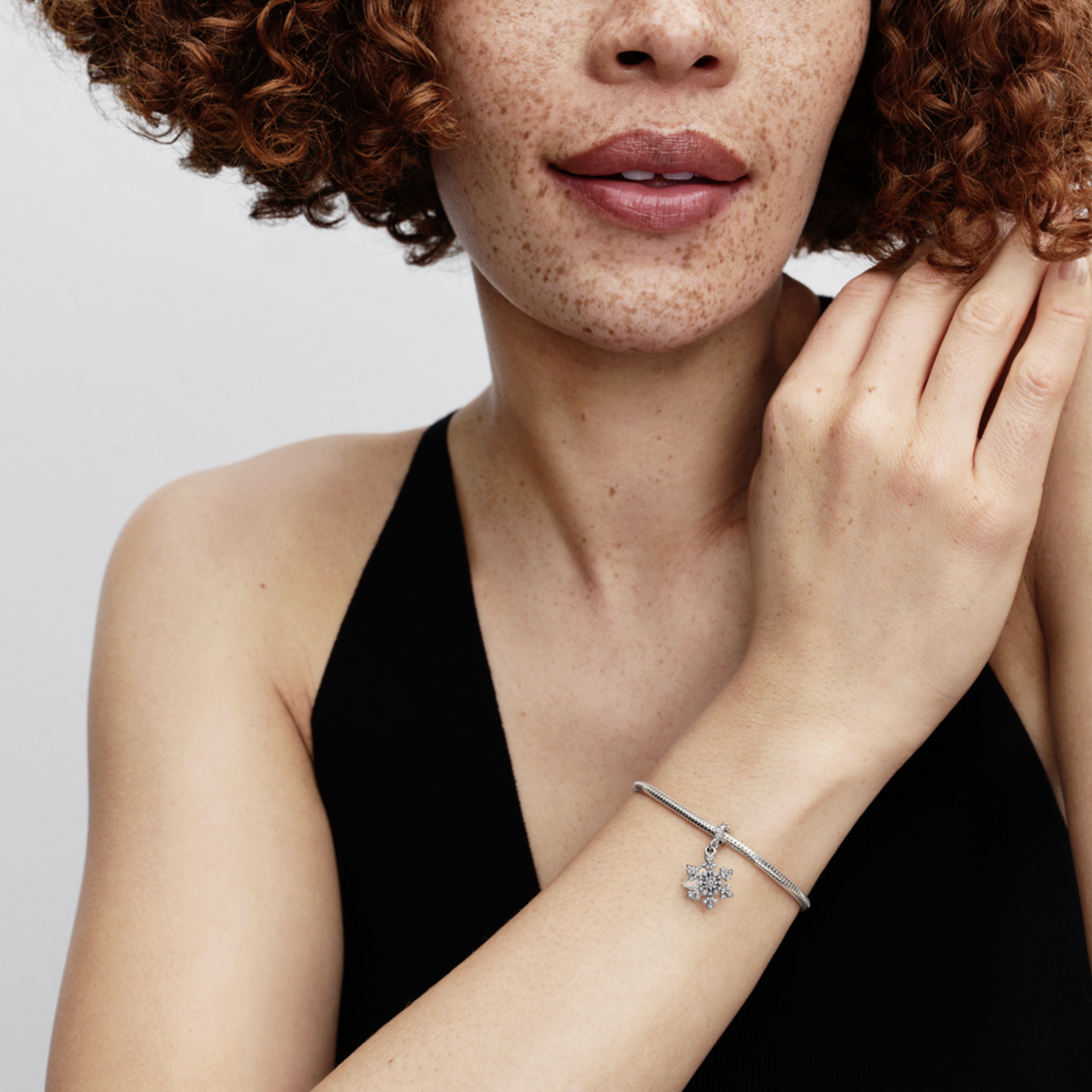 PANDORA Dvojitý visací přívěsek Měňavá sněhová vločka - galerie #1